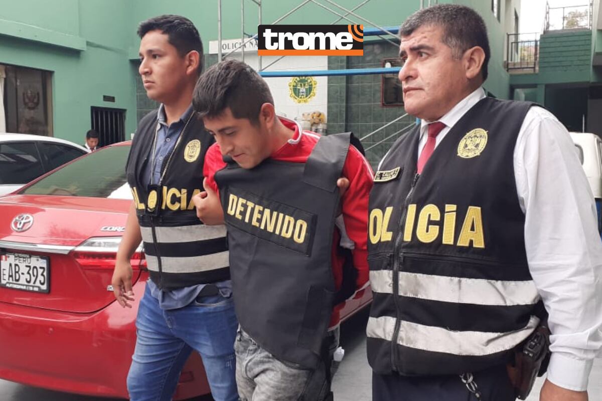 Luis Torreblanca Vásquez (25), ‘cara de galleta’, fue atrapado por robar celulares a pasajeros de ómnibus y además un parlante a un padre de familia que se gana la vida cantando en las calles vestido como mariachi. (fotos: Mónica Rochabrum/trome)