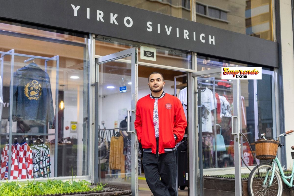 Yirko tiene una línea inspirada en Perú y también hace uniformes para empresas, vestidos de novias, entre otras prendas. Foto: Mario Zapata.