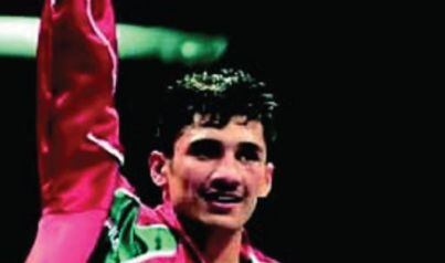 El boxeador mexicano Cristian Bejarano Benítez ganó medalla de bronce en los JJ.OO. de Sidney. (YouTube)