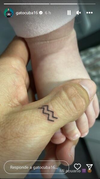 Rodrigo ‘Gato’ Cuba presume tatuaje dedicado a su segunda hija. (Foto: @gatocuba16).