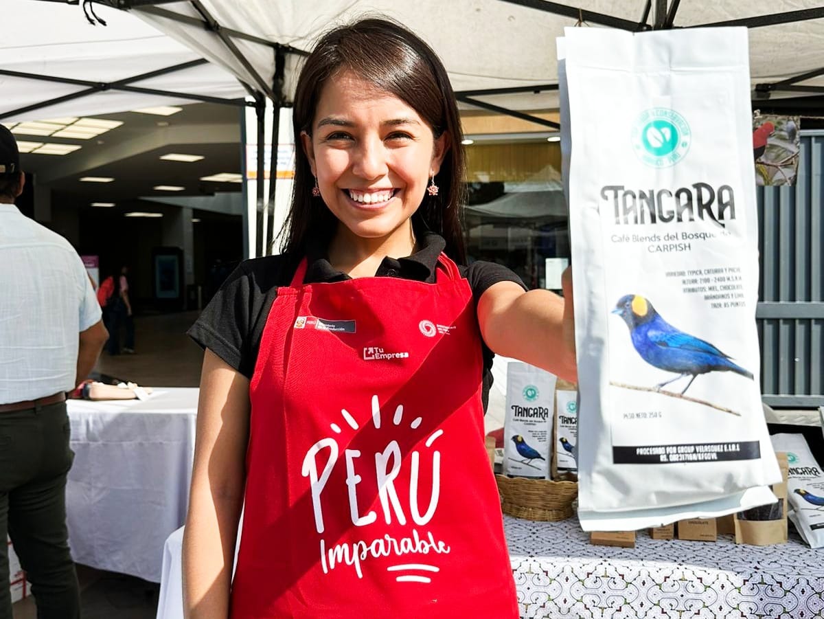 A lo largo de los cuatro días de la feria, habrá demostraciones en vivo de baristas, quienes exhibirán su creatividad (arte latte), creando diseños como corazones, flores, entre otras innovaciones en el café. Además, se llevarán a cabo espectáculos de música peruana, presentaciones de violín, clases de arte utilizando café y mucho más.