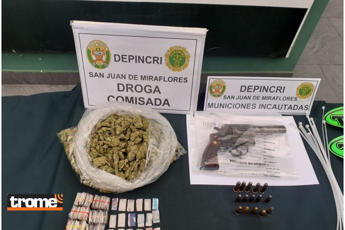 Policías de Depincri San Juan de Miraflores, atraparon a un miembro de la marina que habría participado en asaltos y secuestros al paso. (fotos: Mónica Rochabrum/trome)