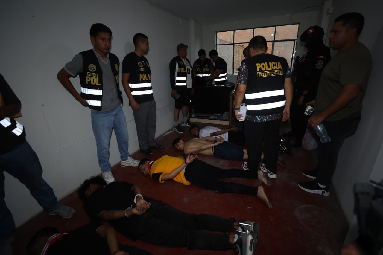 Policía atrapó a peligrosa banda.
(Fotos: Antonio Melgarejo/ @photo.gec)