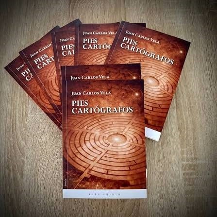 Portada de "Pies cartógrafos", de Juan Carlos Vela. (Difusión).