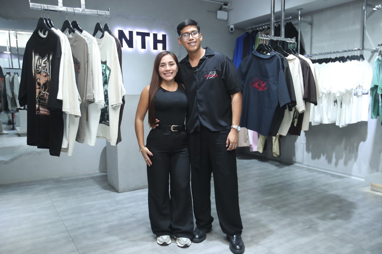 Su esposa Dayana fue clave para poder crecer en el mercado. Foto: Jesús Saucedo.