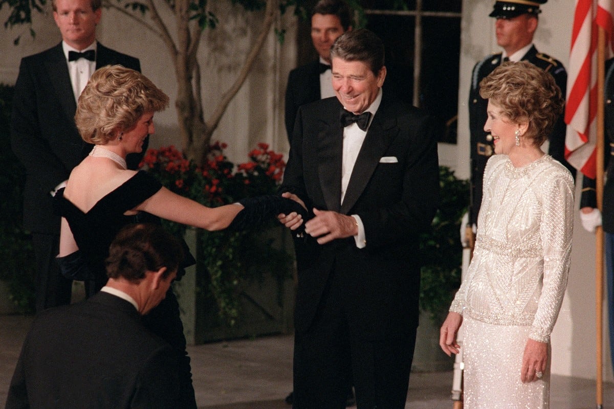 La princesa Diana de Gales, el presidente Ronald Reagan y su esposa, Nancy, en la Casa Blanca. (Foto: AFP)