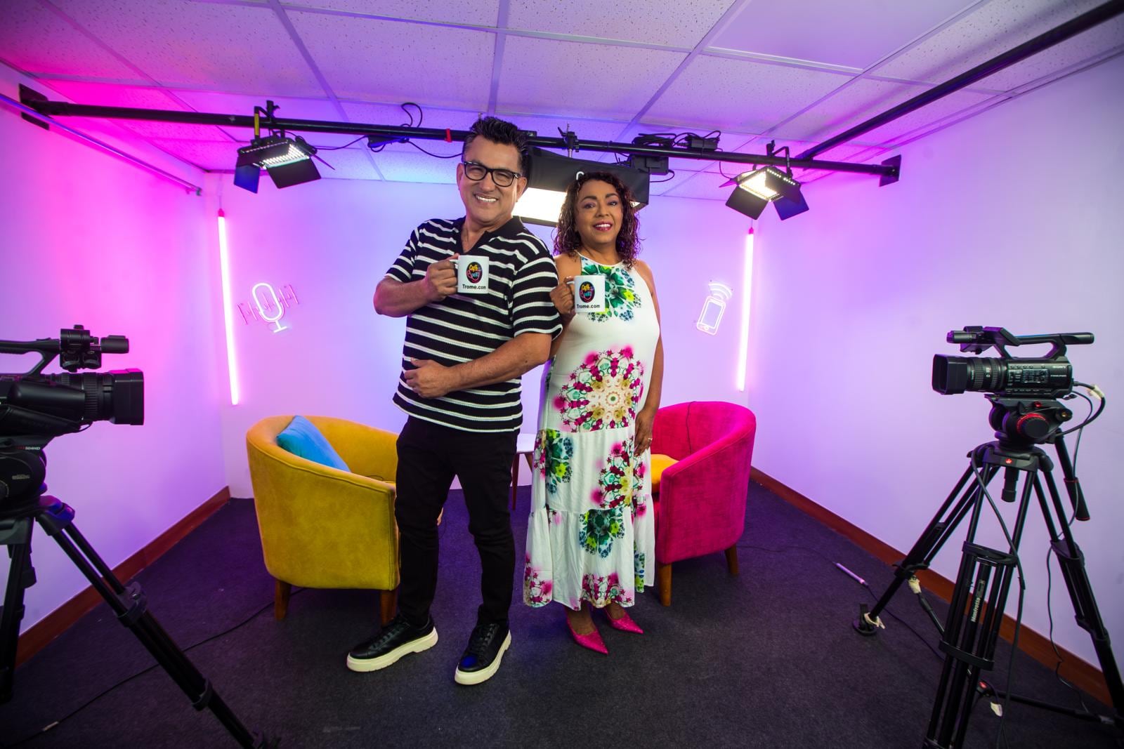 Hernán Vidaurre en el Café con la Chevez. Foto: Mario Zapata | @photo.gec