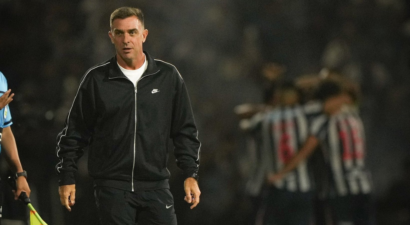 Pablo Guede elogió a sus jugadores, destacó el trabajo clave en la conformación del plantel y valoró el esfuerzo silencioso de su comando técnico tras la consagración en el Torneo Apertura.