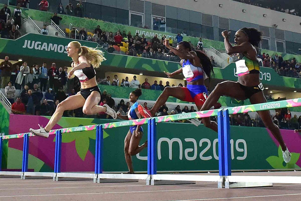 La histórica presencia de Perú en la final continental dio paso enseguida a los Juegos Panamericanos, la mayor cita deportiva del continente. (AFP)