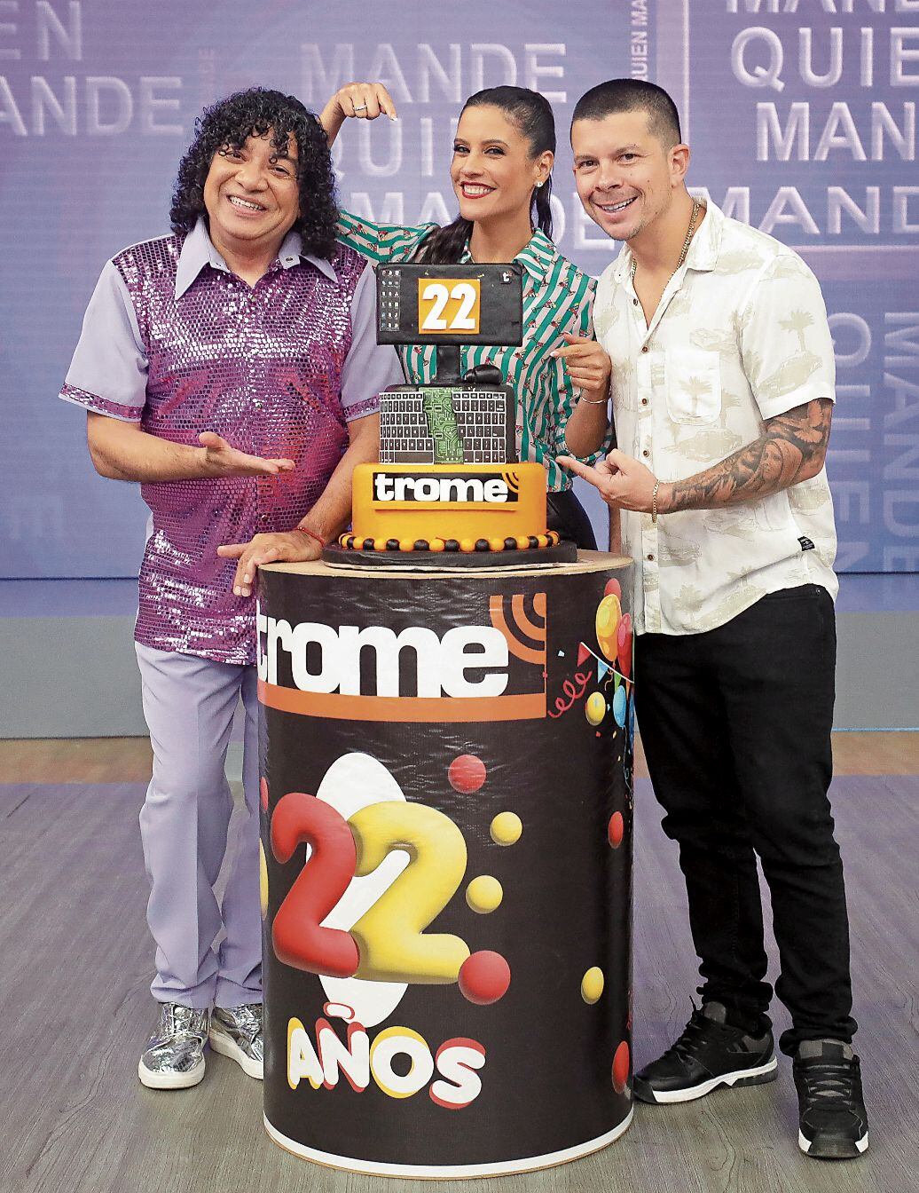 'La Carlota', María Pía Copello y Mario Hart. (Foto: Trome)