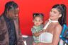 Kylie Jenner mostró tierno momento entre Travis Scott y Stormi haciendo un experimento escolar