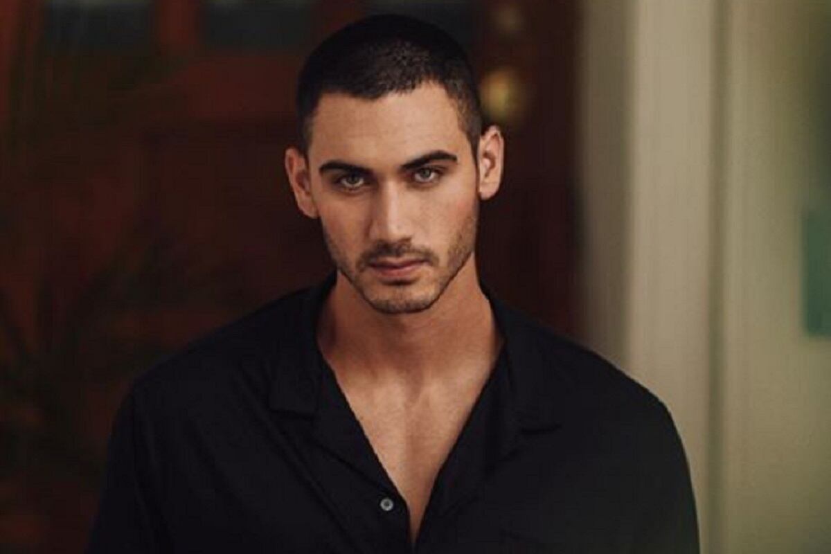 El novio de Ester Expósito y uno de los mejores amigos de Danna Paola tiene varias escenas picantes en "Oscuro deseo" (Foto: Instagram)