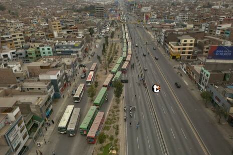 ¡Vías paralizadas! Paro de transportistas bloquea avenidas por horas y desata el caos en Lima