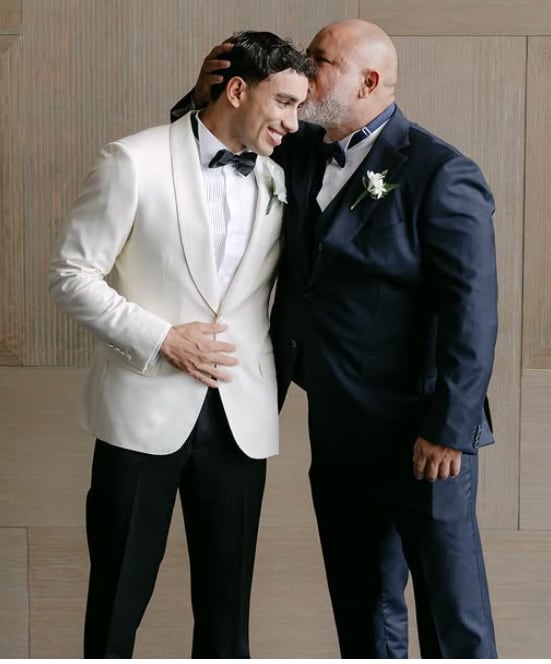 Padre de Said Palao, Steve Palao, llama la atención con publicación, pero no se ha pronunciado directamente sobre la juerga en Argentina donde participó su hijo.