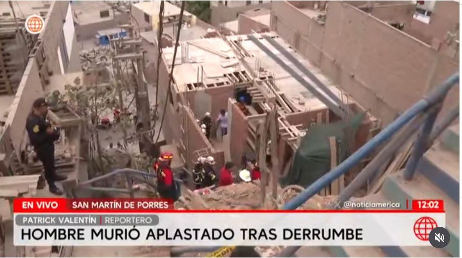 Obreros trataban de ganarle espacio al cerro. Foto: América