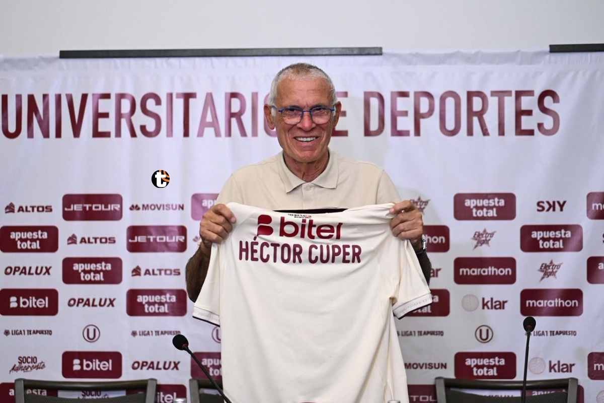 Héctor Cúper fue presentado en Universitario. Fotos: Paloma del Solar / @photo.gec