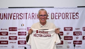 Héctor Cúper fue presentado en Universitario y dejó claro que la exigencia será máxima: “Estamos para ganar todo”
