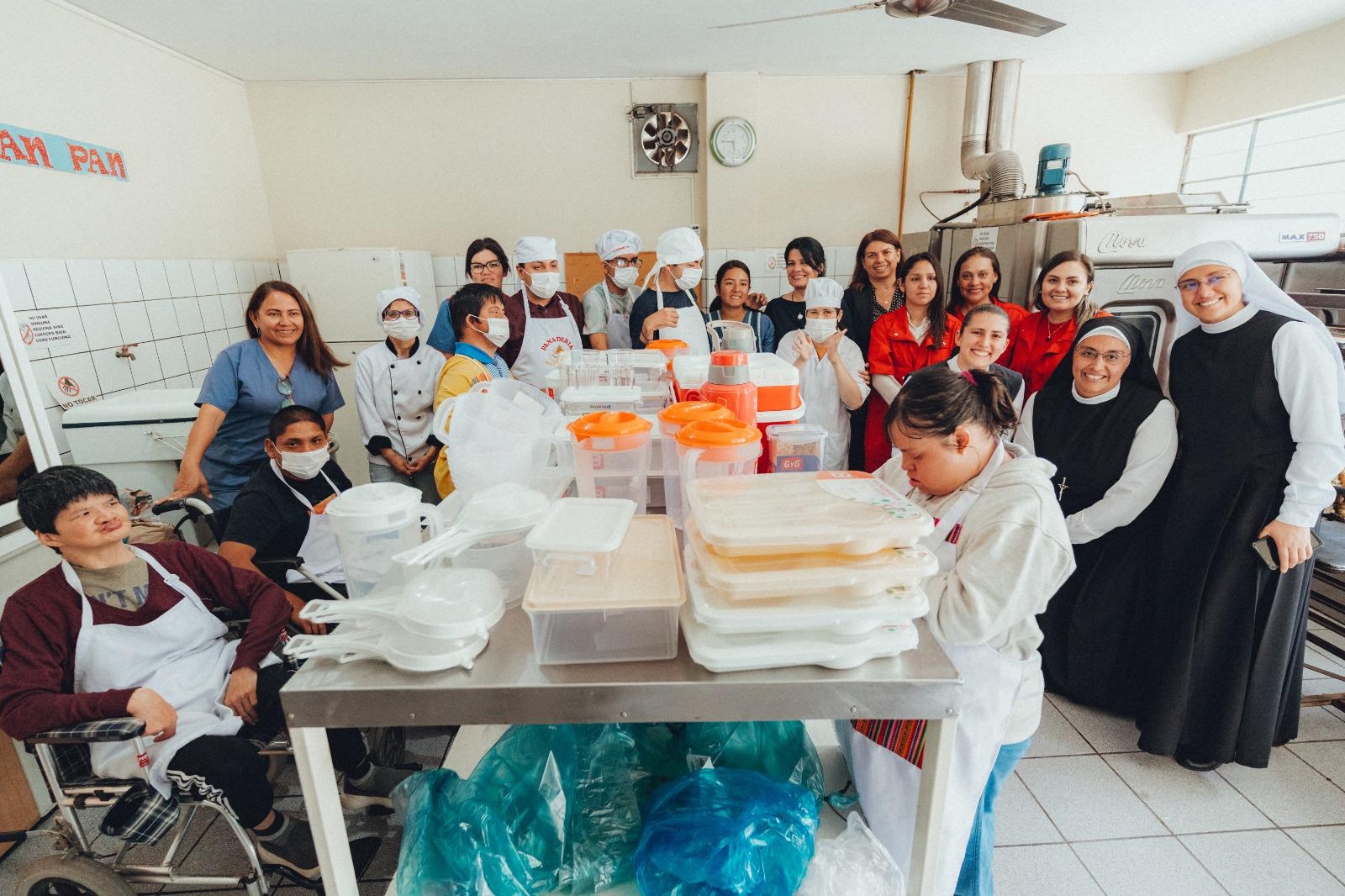 Marca donó productos esenciales para optimizar las operaciones de JuanPan, la
panadería del Colegio Especial Juan Pablo II.
