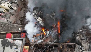Incendio en Cercado de Lima: Fuego se reaviva y afecta a la quinta Santa Rosa en Barrios Altos