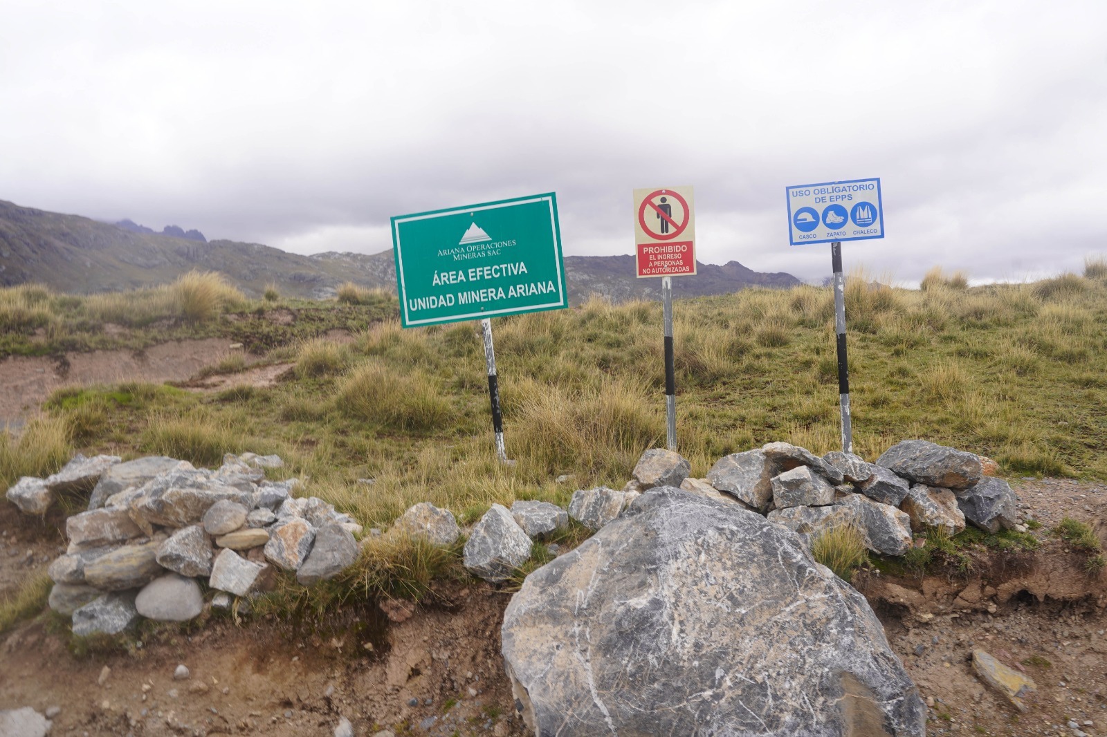 Presentan investigación sobre presunta contaminación del proyecto de explotación minera Ariana.