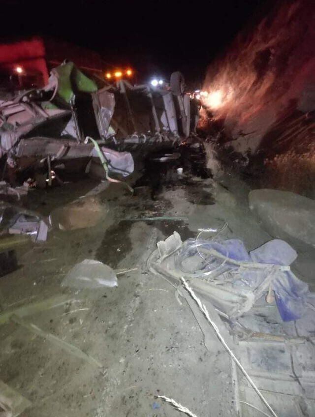 Así quedó el bus. Foto: Difusión.