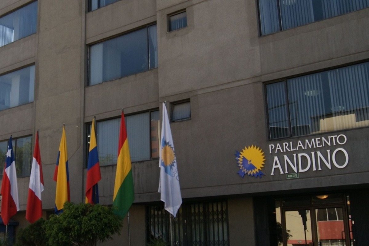 La reunión está programada para el miércoles 6 de marzo, en el Congreso de la República.