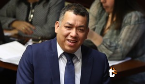 Darwin Espinoza: Allanan 10 inmuebles del congresista por usar recursos del Estado para la inscripción de movimiento regional