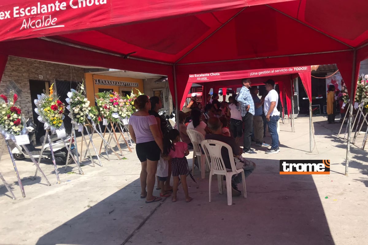 Amigos, familiares y fanáticos de Yuliana Perea le dieron el último adiós este jueves.