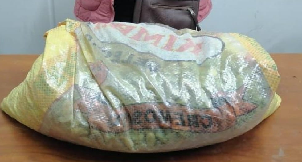 Trujillo: Intervienen a mujer por querer meter saco de habas con marihuana a penal El Milagro