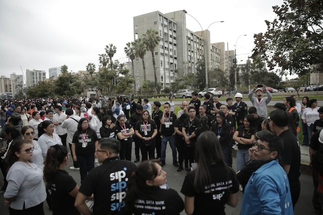 Población acató el II Simulacro Nacional Multipeligro. (Julio Reaño/ @photo.gec)