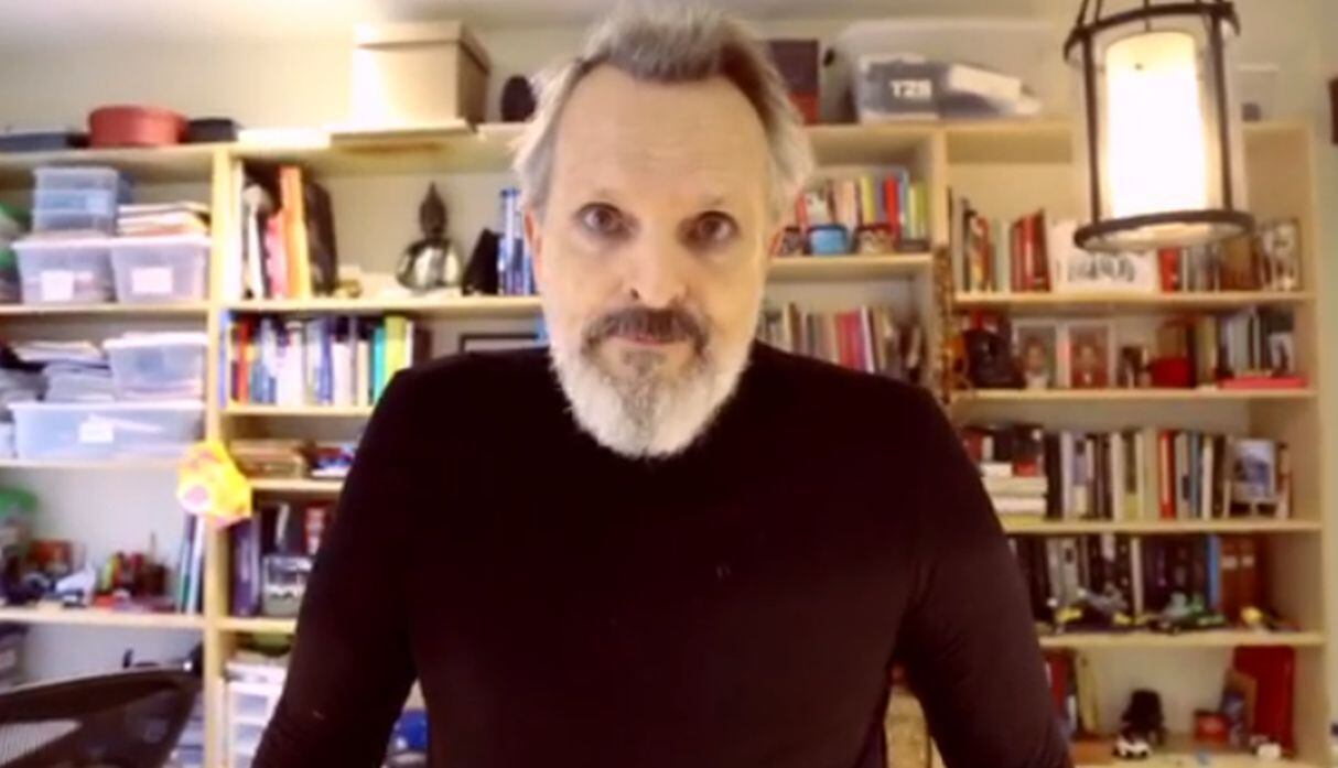 Miguel Bosé por fin acepta que el coronavirus existe y que "mató a mucha gente". (Foto: Captura de video)