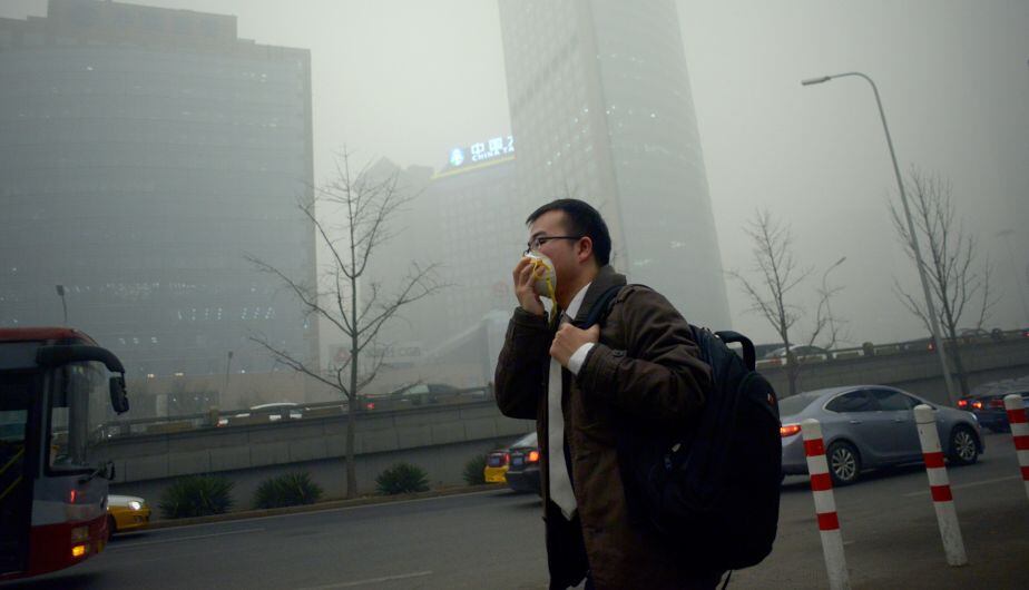 Uno de los principales responsables de este problema son las fuentes de calefacción, debido a que despiden una importante cantidad de carbono. (Foto: AFP)