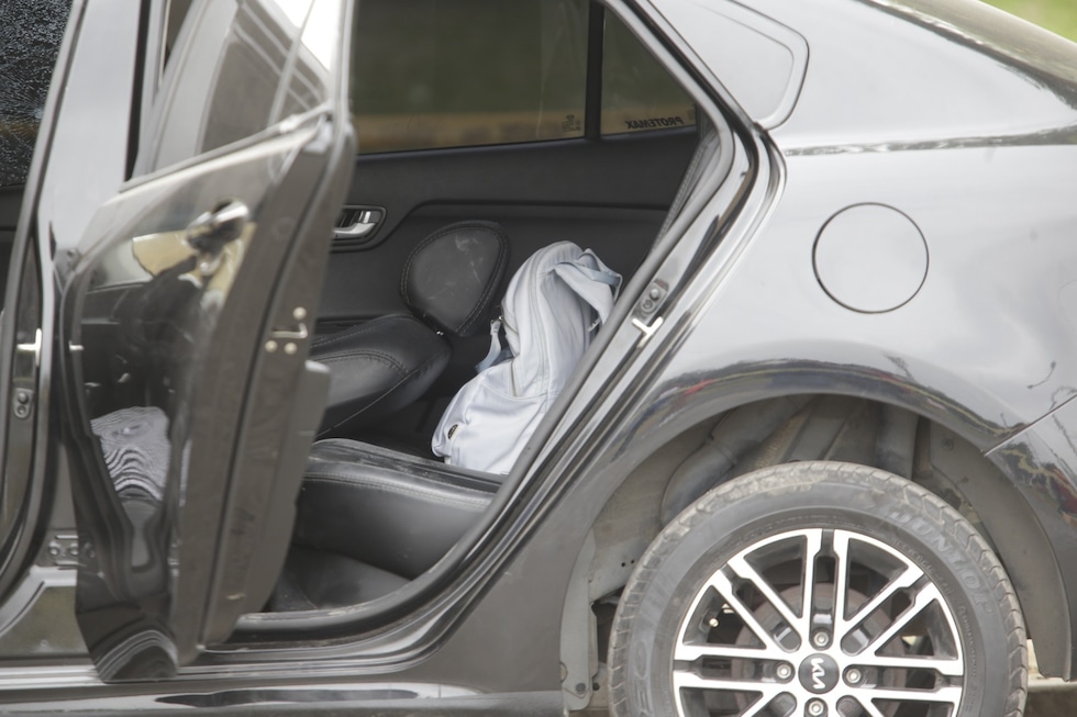 Una persona muerta y otra herida fue el saldo que dejó la intercepción de dos sicarios a un vehículo estacionado en pleno parque de Surco. Foto: Joseph Angeles/@photo.gec