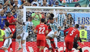 Alexis Mac Allister de fuerte cabezazo anota el primer gol de Argentina ante Suiza | VIDEO