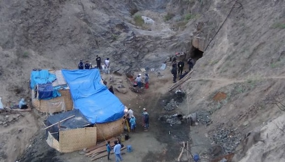 La Libertad: Tres mineros murieron asfixiados con gases tóxicos en socavón. (Foto Referencial)