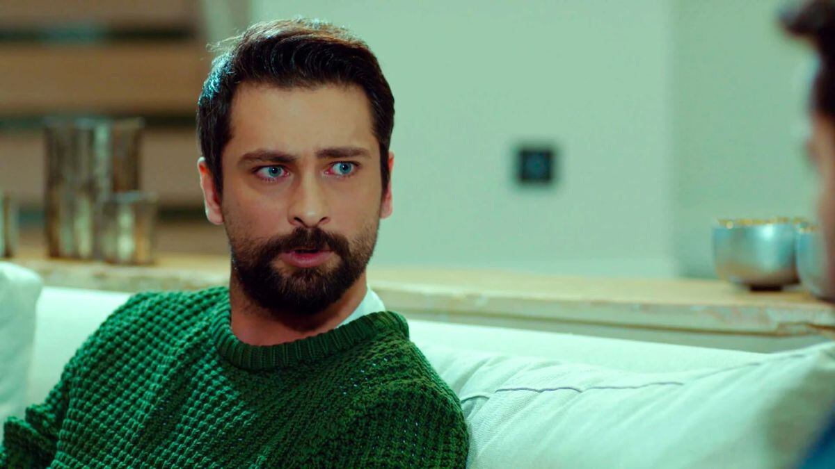 Alihan ve como su plan de venganza le genera serios problemas con su novia (Foto: Med Yapim)