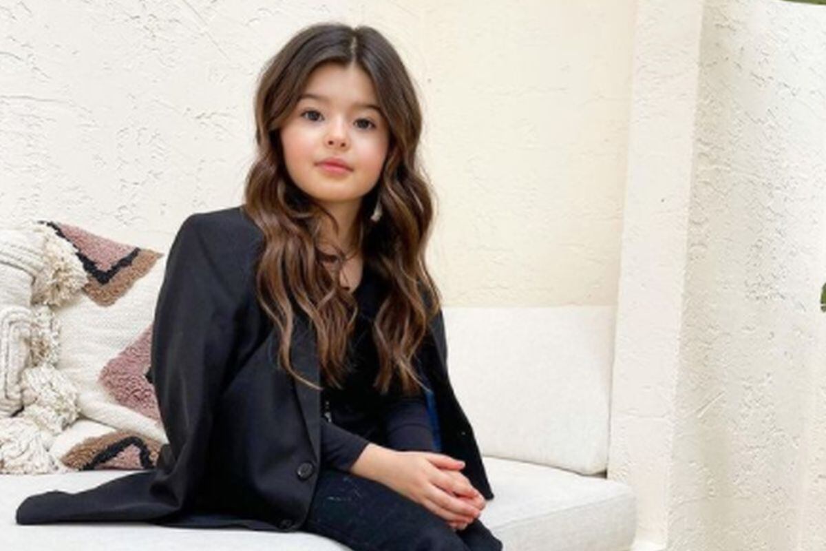 La joven actriz fue escogida para participar en la trama por su gran parecido con Hande Erçel (Foto: Maya Absol/Instagram)