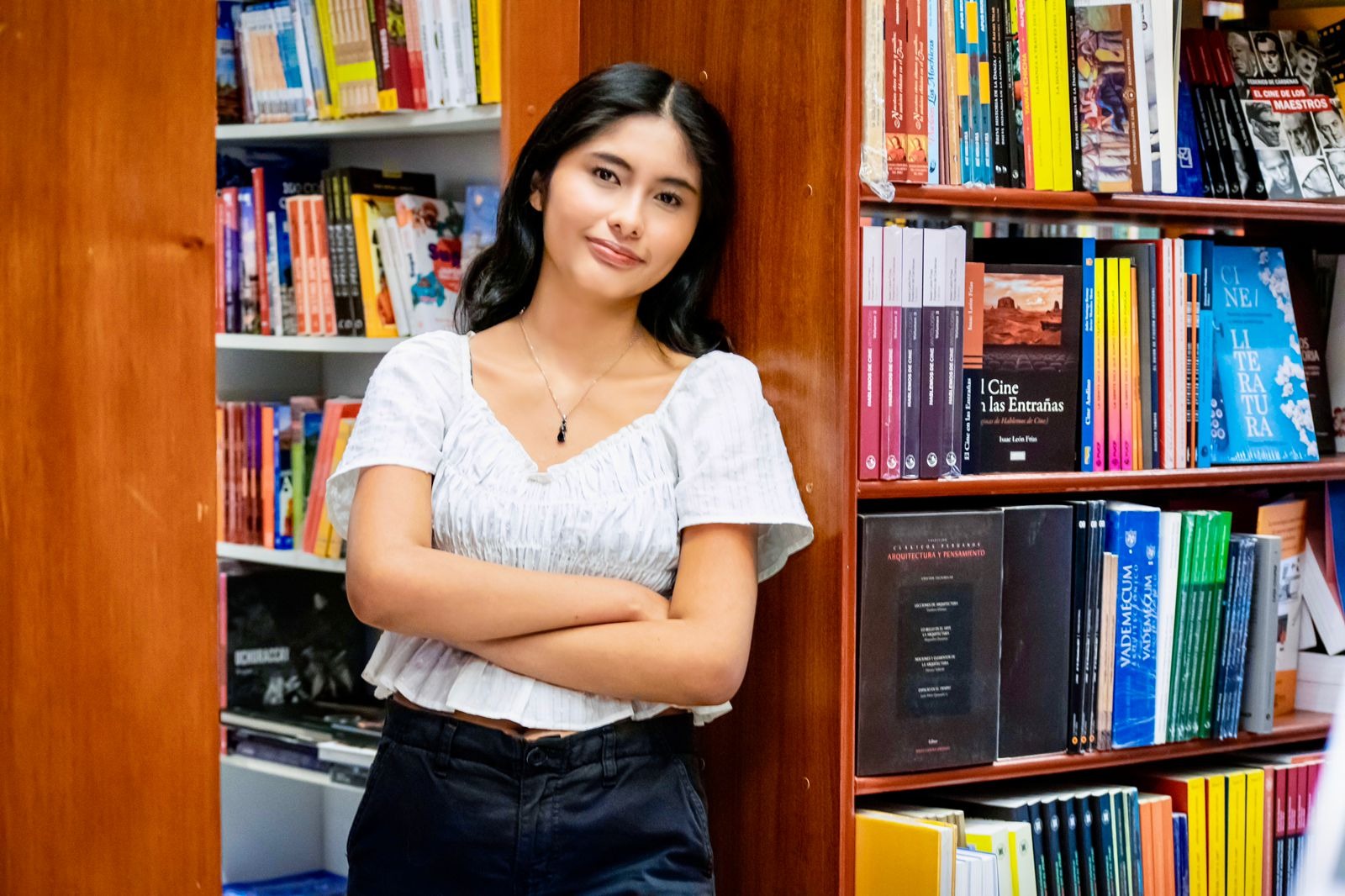 Fiorella Quispe Anaya, la joven universitaria que ingresó a tres universidades de Francia.
