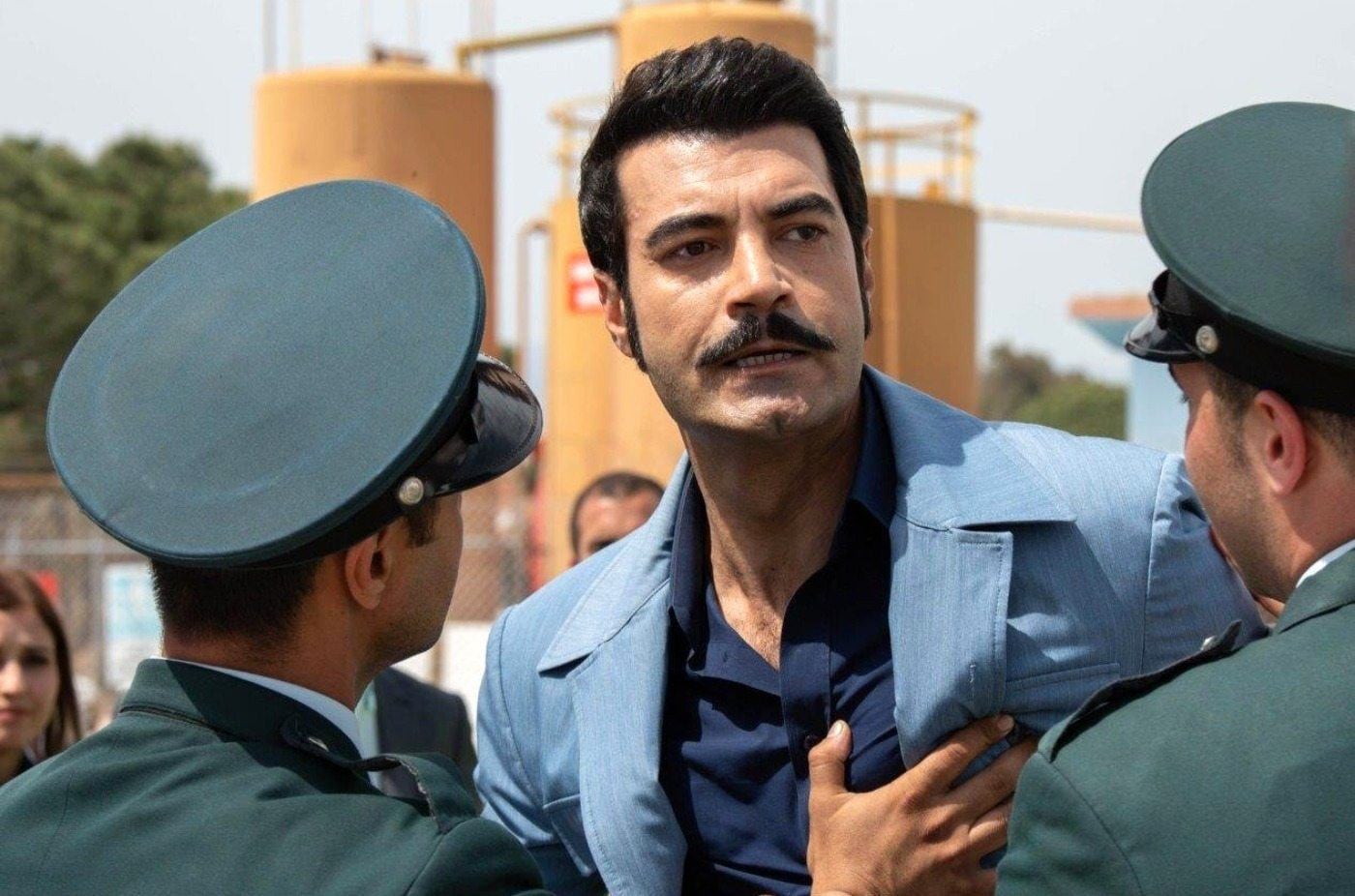 Yaman no puede detener a Züleyha (Foto: Tims & B Productions)