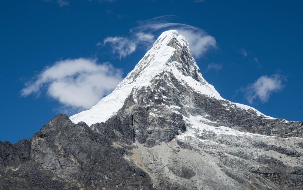 El nevado de Artesonraju se encuentra en Huaraz. Foto: Shutterstock