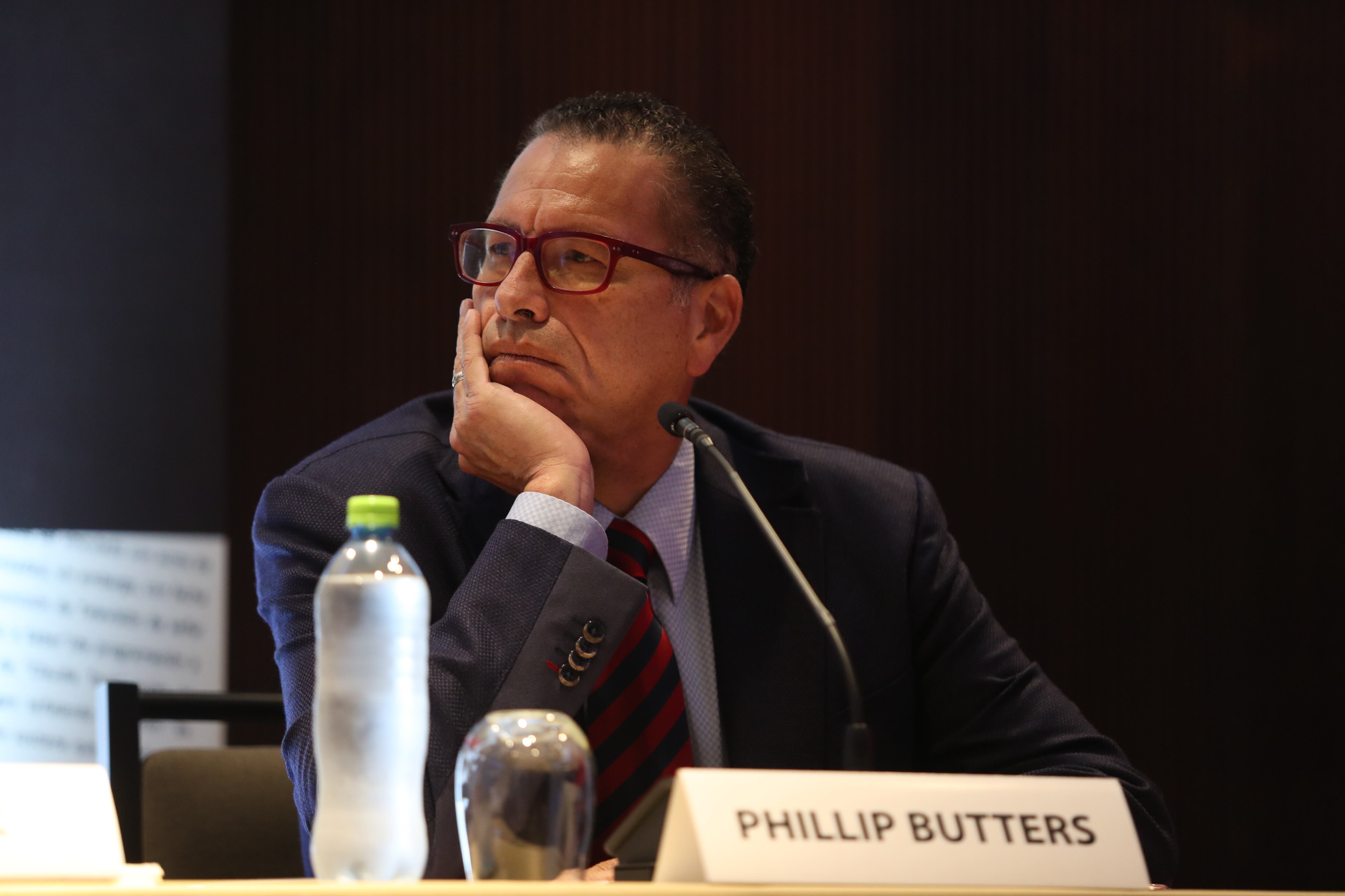 Phillip Butters no va más a la presidencia (@photo.gec)