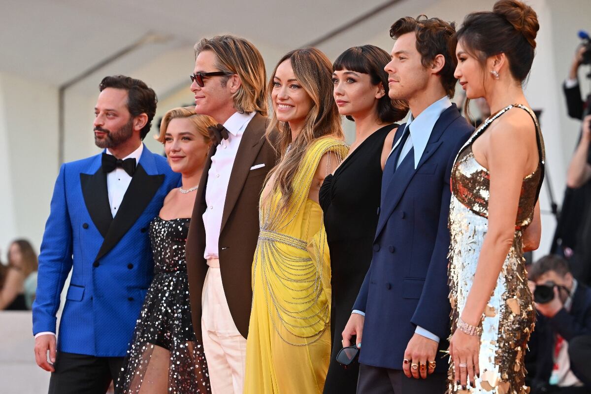 Elenco de la película ”Dont’t worry darling” en el Festival de Venecia. (Foto: EFE).