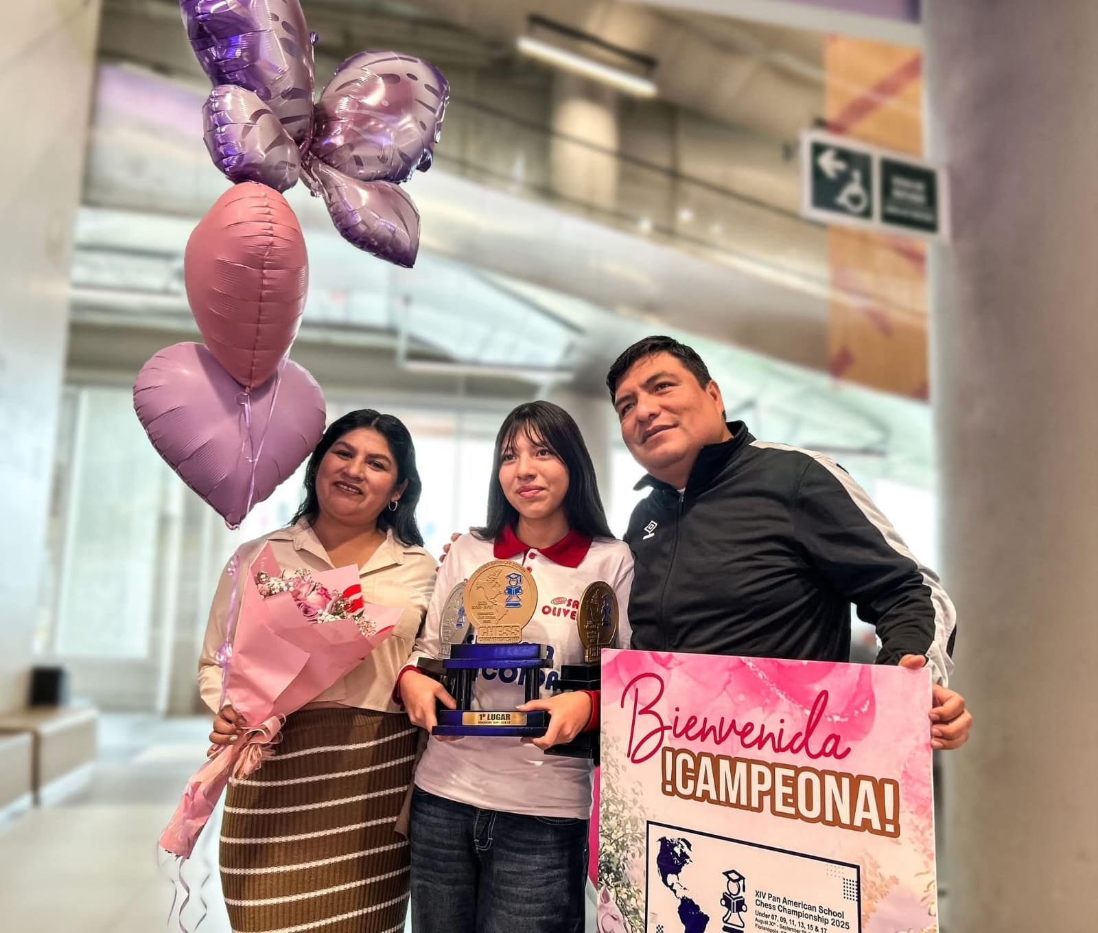 Campeona reconoce que sus padres son su principal soporte