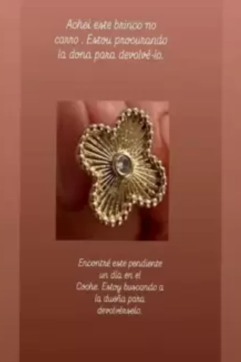 Aretes que habría hallado la esposa de André Carrillo.