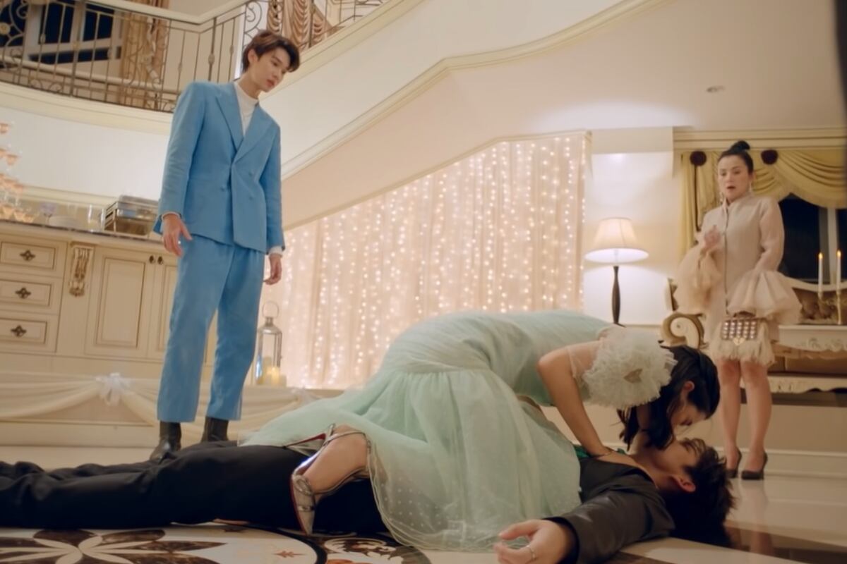 F4 Thailand: primer beso entre Gorya y Thyme. Foto: Captura YT