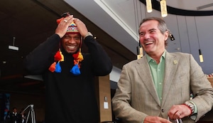 Legendario atleta jamaiquino Asafa Powell, ‘El Rey del Sub-10′, visitó nuestro país