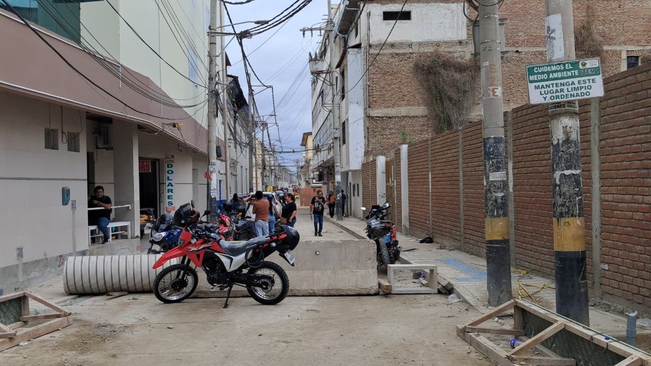 Cámaras de seguridad registraron el asalto a cambista en Piura.