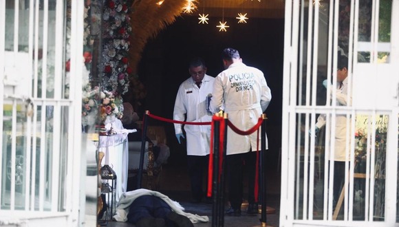 Asesinan a jóvenes a salida de fiesta de promoción