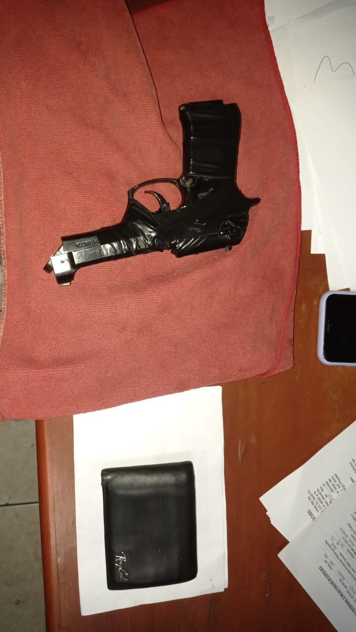 Usaban una revolver tipo hechizo pata atemorizar a sus víctimas (PNP)