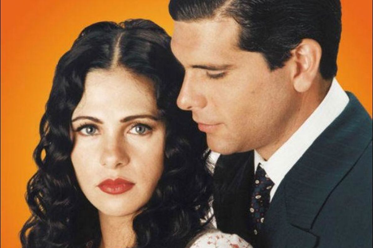 Ana Colchero y Christian Meier en “Isabella, mujer enamorada” (Foto: América Producciones)